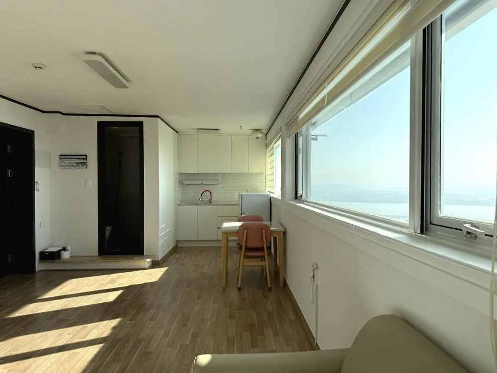 Incheon Donggeumdo Hanguk Villa 3*,