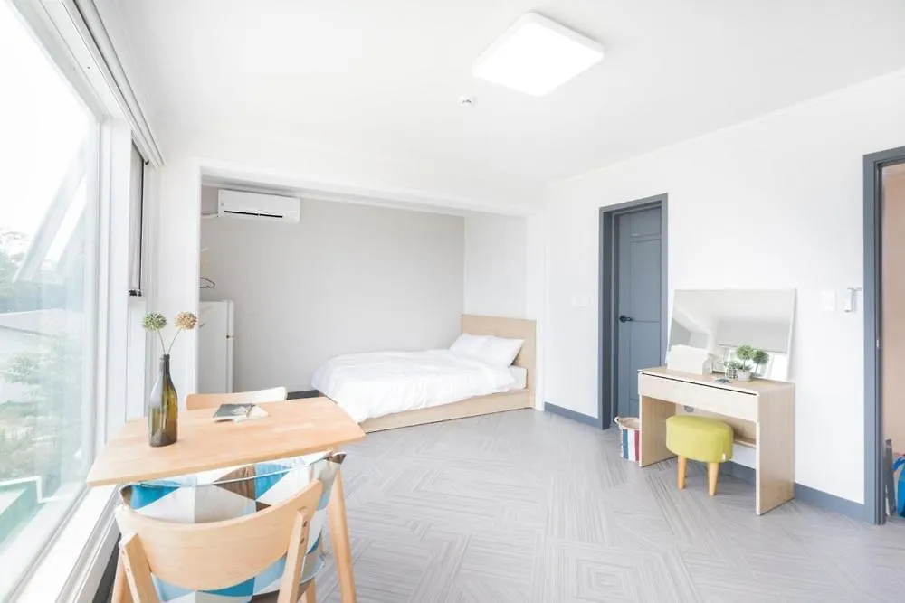 Incheon Donggeumdo Hanguk Villa 3*,  韓国