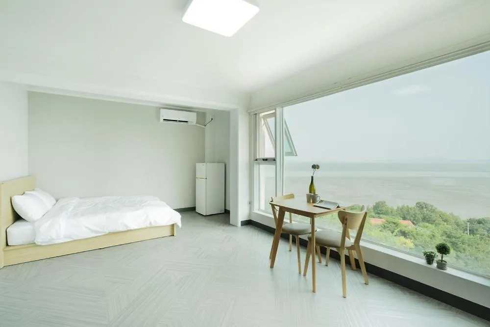 Incheon Donggeumdo Hanguk Villa 3*,  韓国