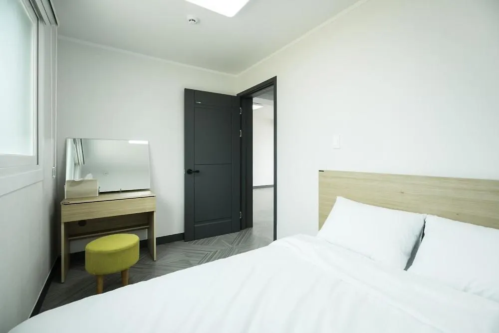 Incheon Donggeumdo Hanguk Villa 3*,